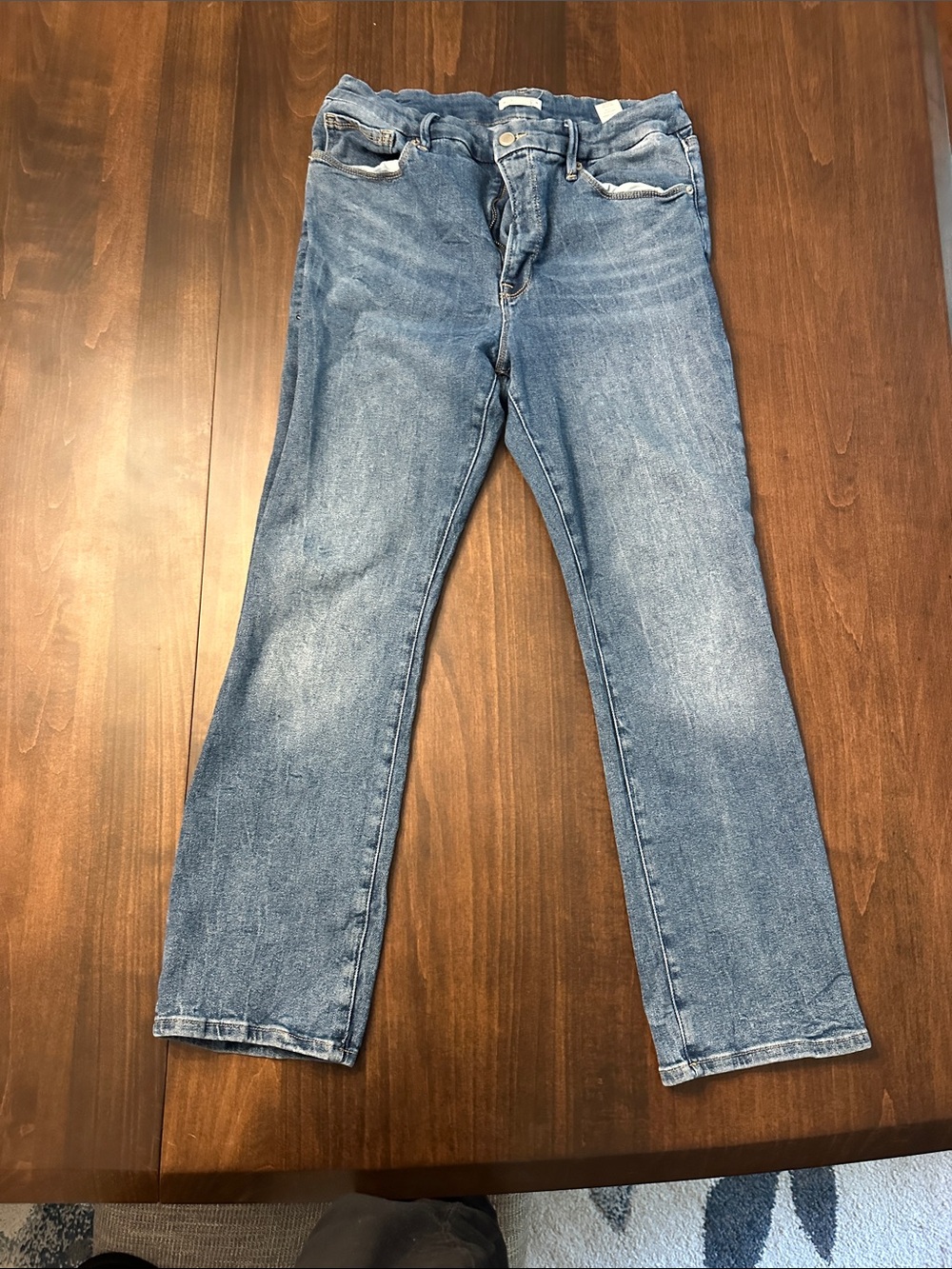 Good American Straight-Leg Light Blue Denim Jeans- Ankle